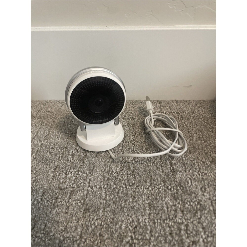 Honeywell Lyric C2 Wi-Fi IP Surveillance Camera White USB Powered